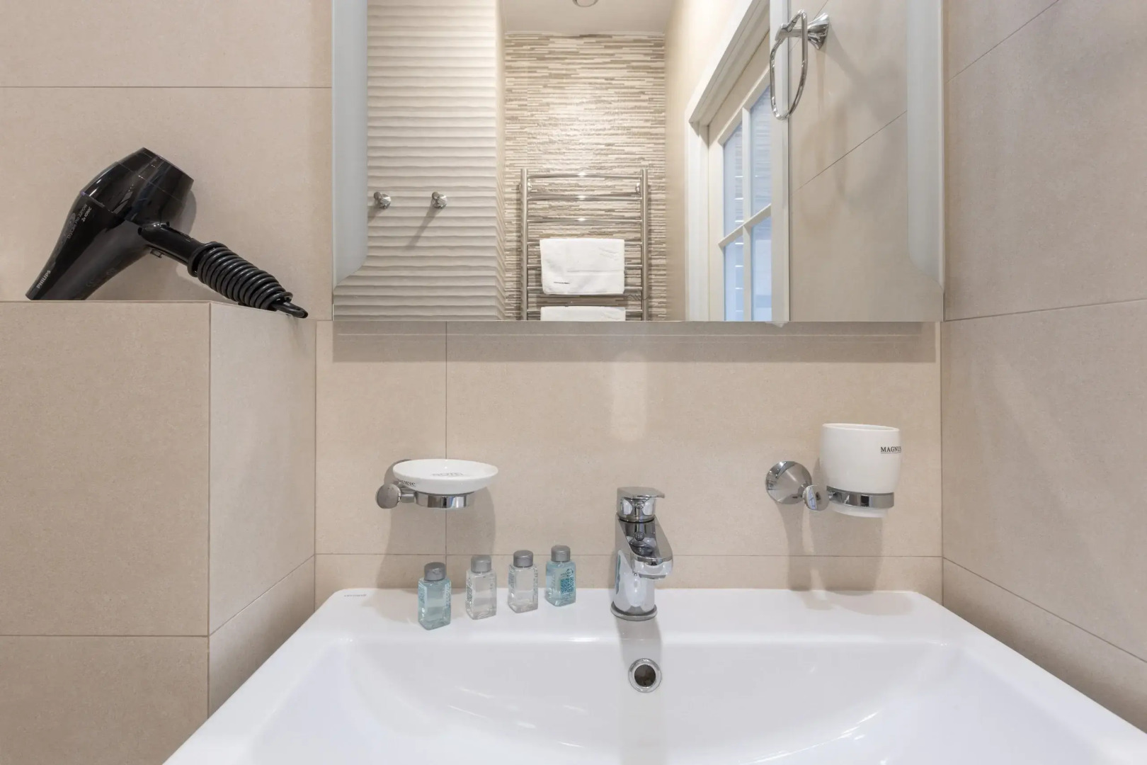 Апартаменты Red Apartments Монте-Кристо Калифорния