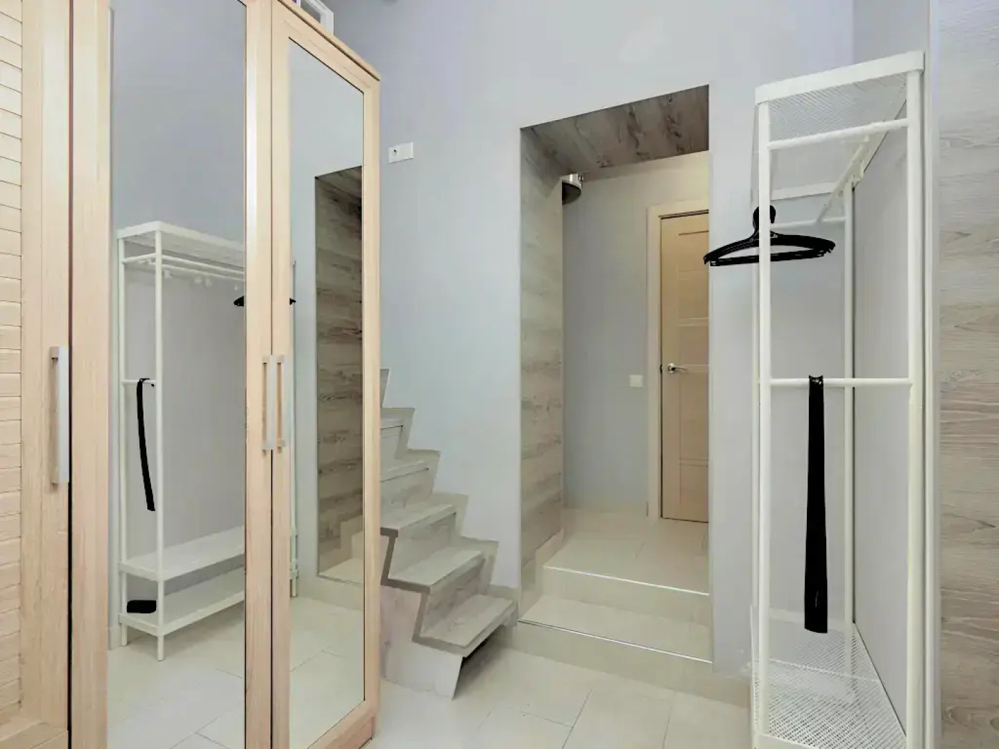 Апартаменты GoodZone на Театральной 1