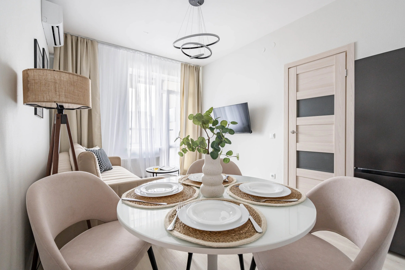 Апартаменты Bianco с джакузи в центре