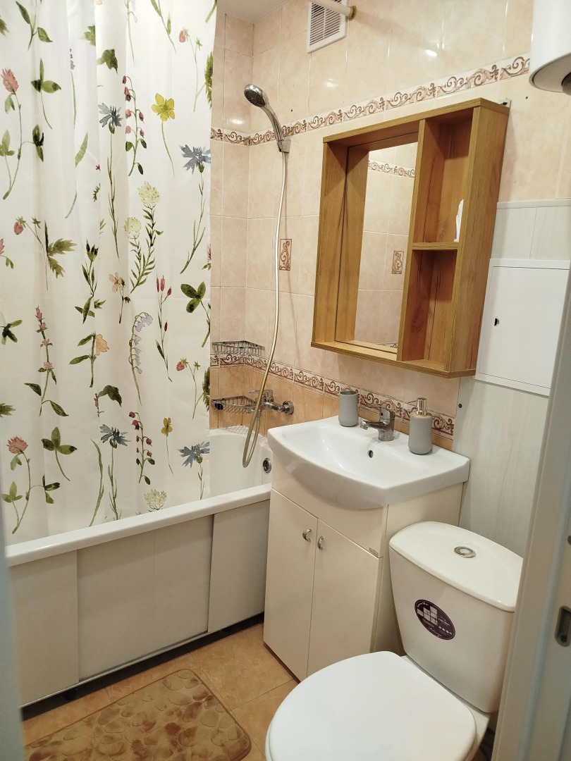 Квартира 2-х Комнатная Близко к Центру