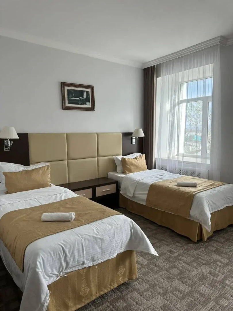 Отель Танжарык