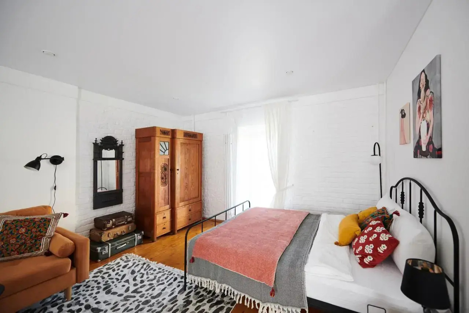 Апартаменты ДзенХоум Символ 8