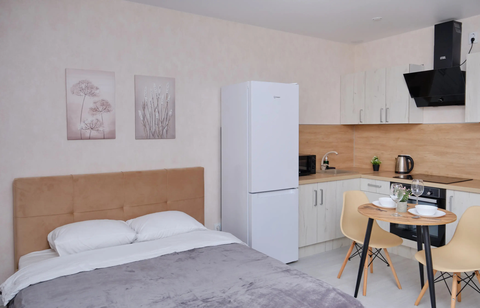 Апартаменты Апарт RentPlaza на Печатников Высокий Этаж