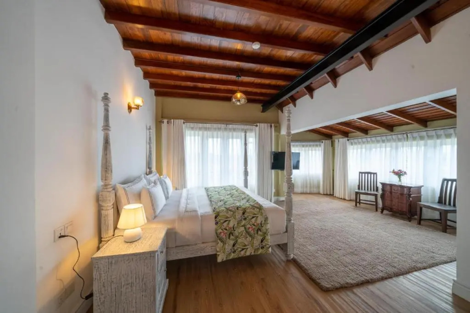 Отель Pedro Barn by Little England Cottage