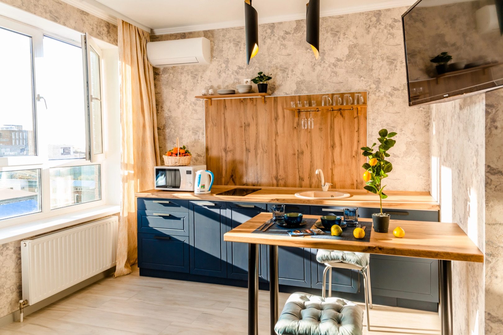 Апартаменты Ивана Голубца 147/3