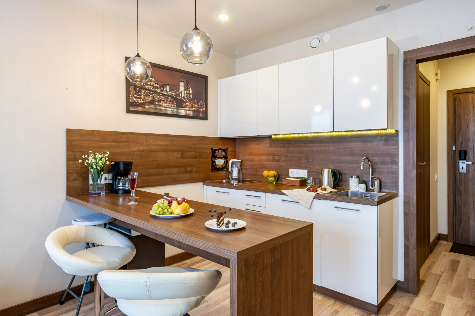 Апартаменты Yes SutkiLive у М.Проспект Просвещения