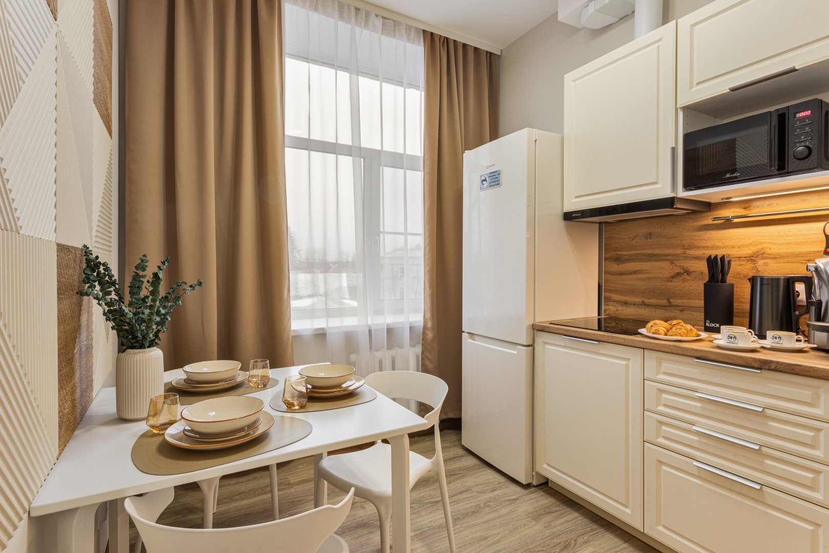 Апартаменты FullHouseApart дизайнерские трехместные апартаменты на вокзальной площади