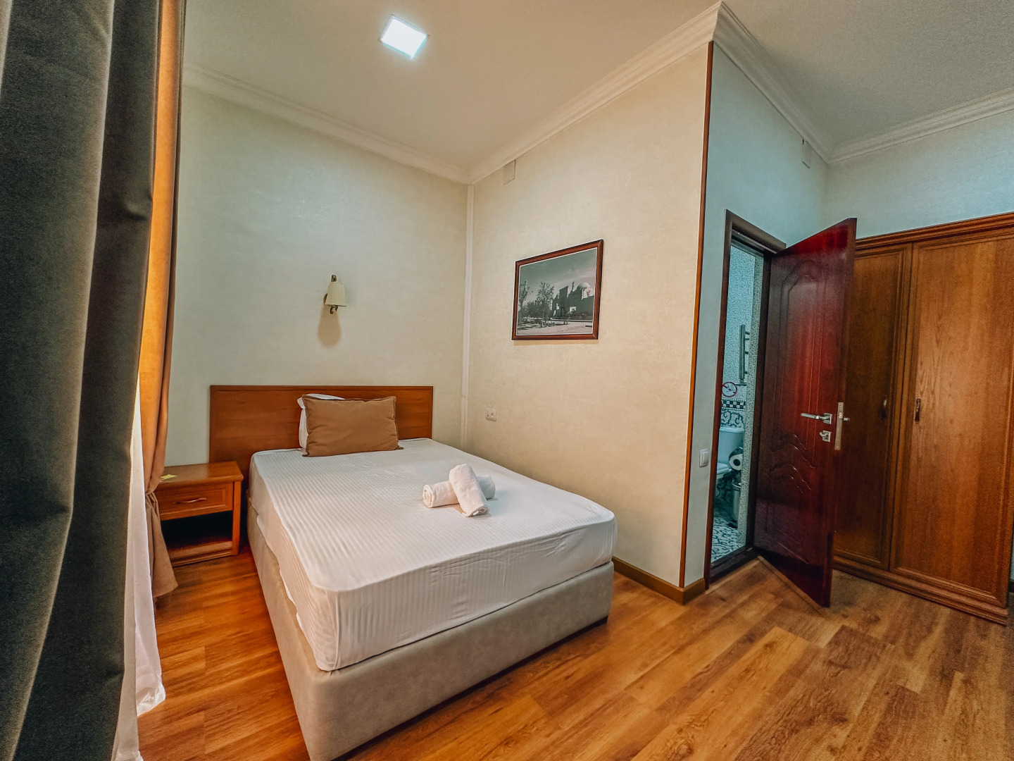 Отель Pakhlavon Hotel