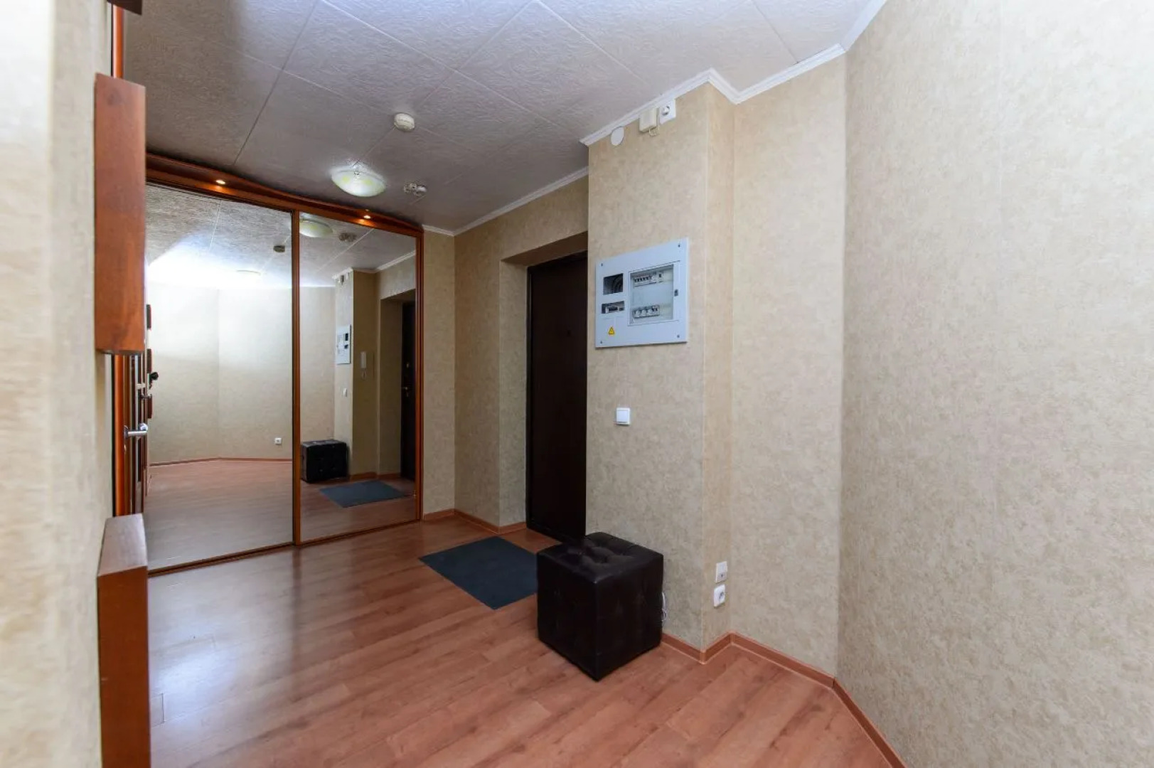 Квартира однокомнатная Хохрякова 43