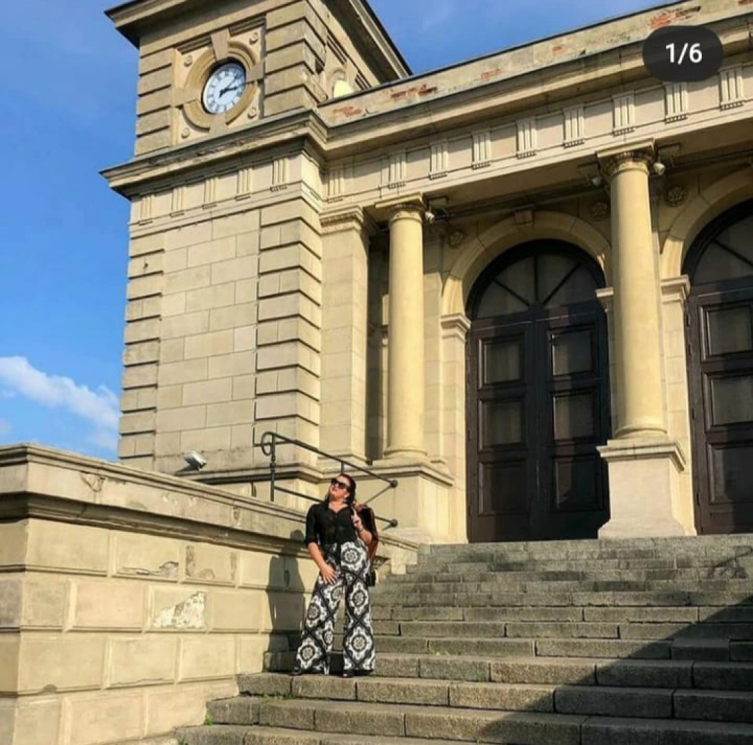 Апартаменты Отличная 2к Студия в Самом Центре