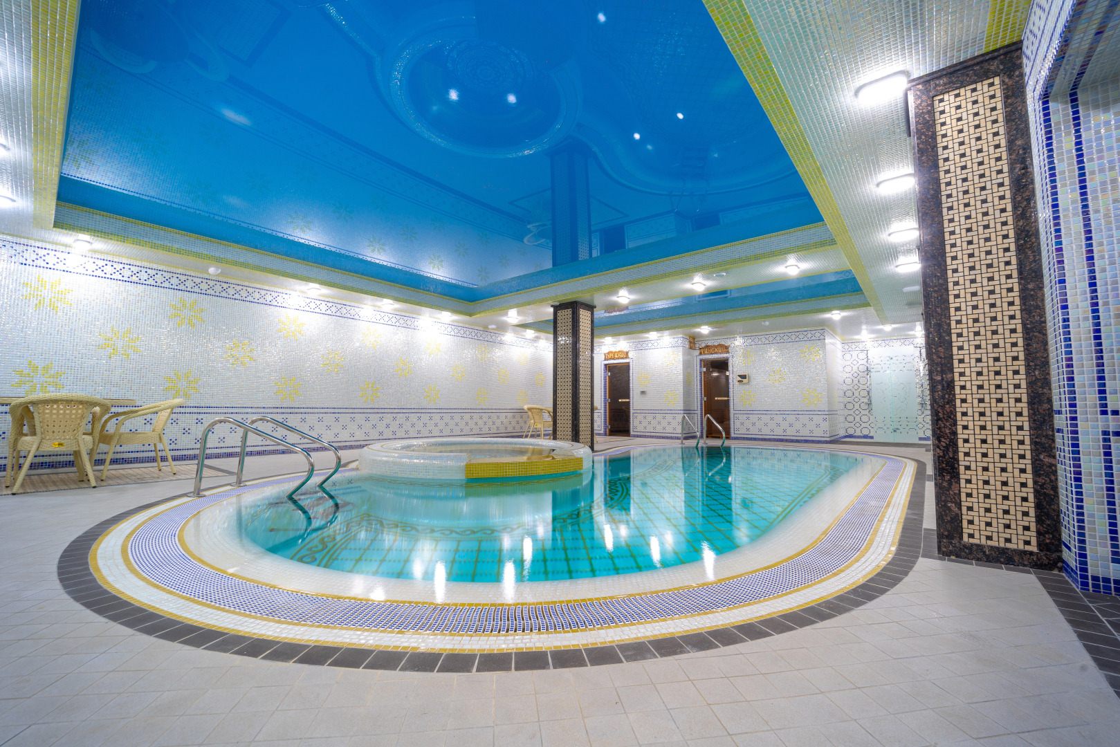 Отель Shohjahon Palace