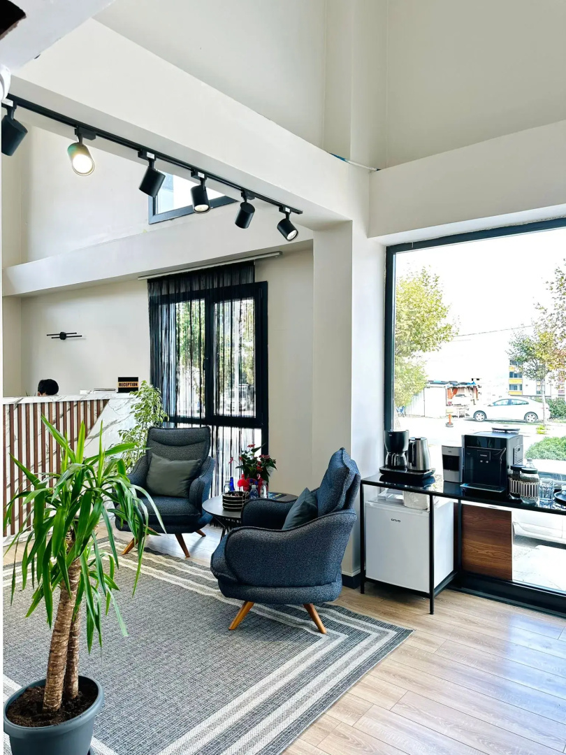 Lenora Airport Hotel