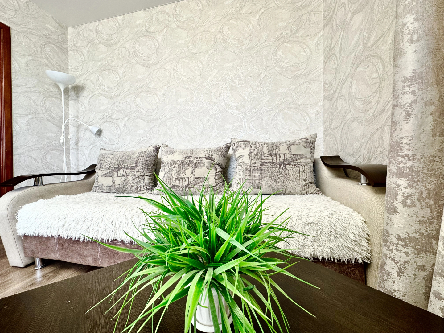 Квартира 2-х. Комнатные Квартиры на Ленина 128