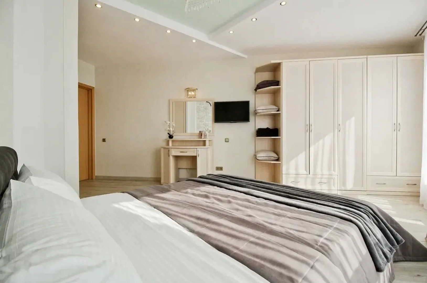 Апартаменты с Террасой на Острове И Канта