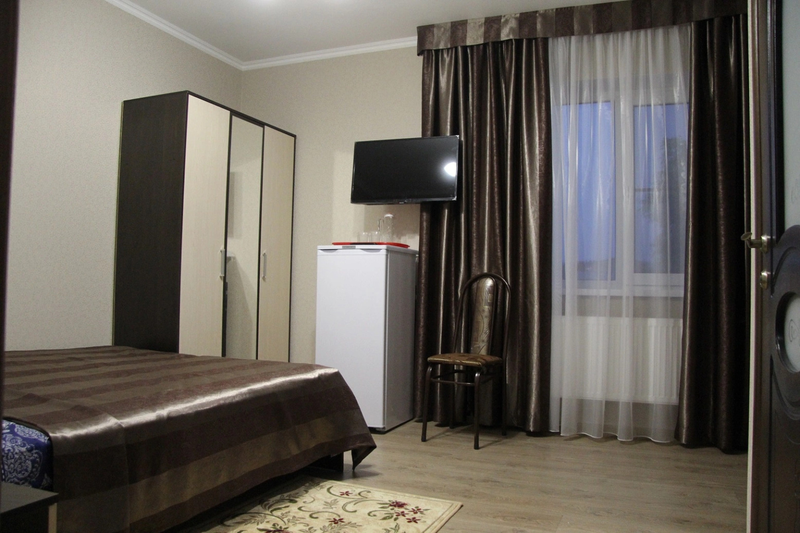 Гостевой Дом Людмила на Тургенева