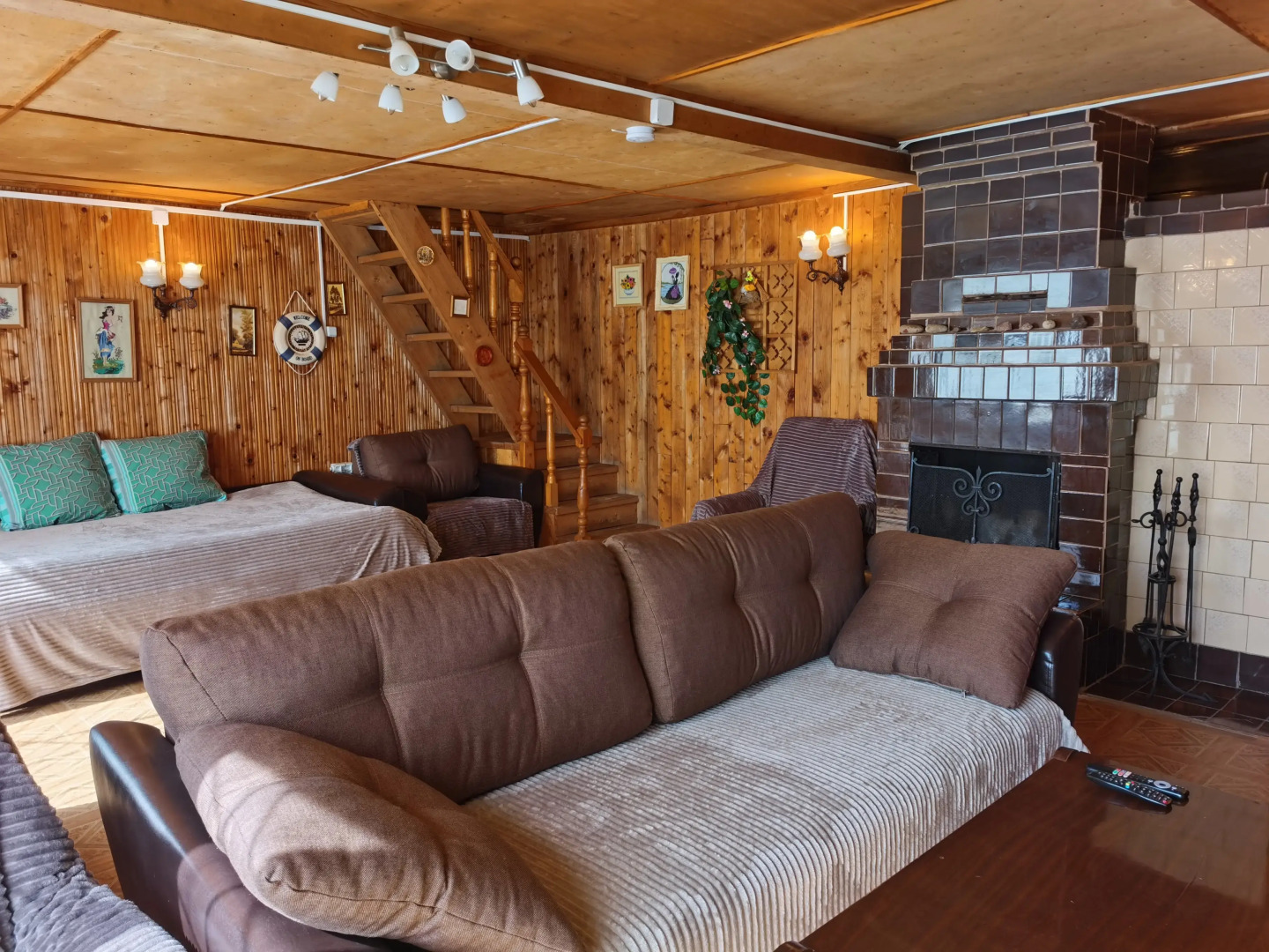 Гостевой Дом с Камином и Баней у Озера