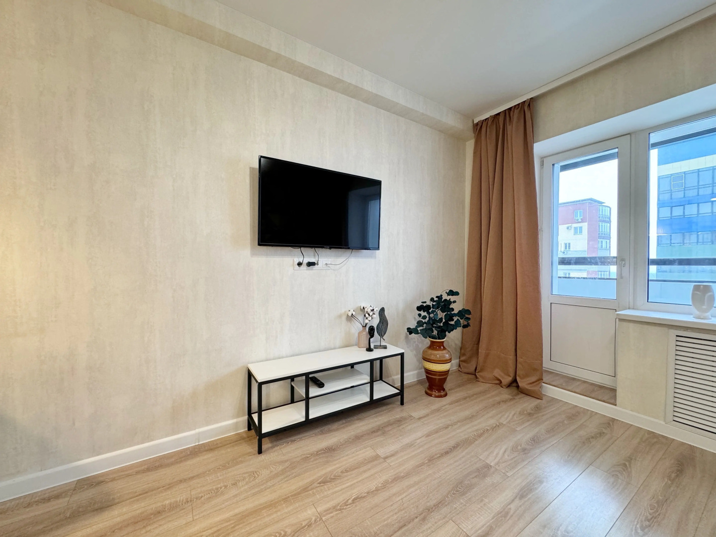 Квартира 2-к Квартира на Урицкого 24