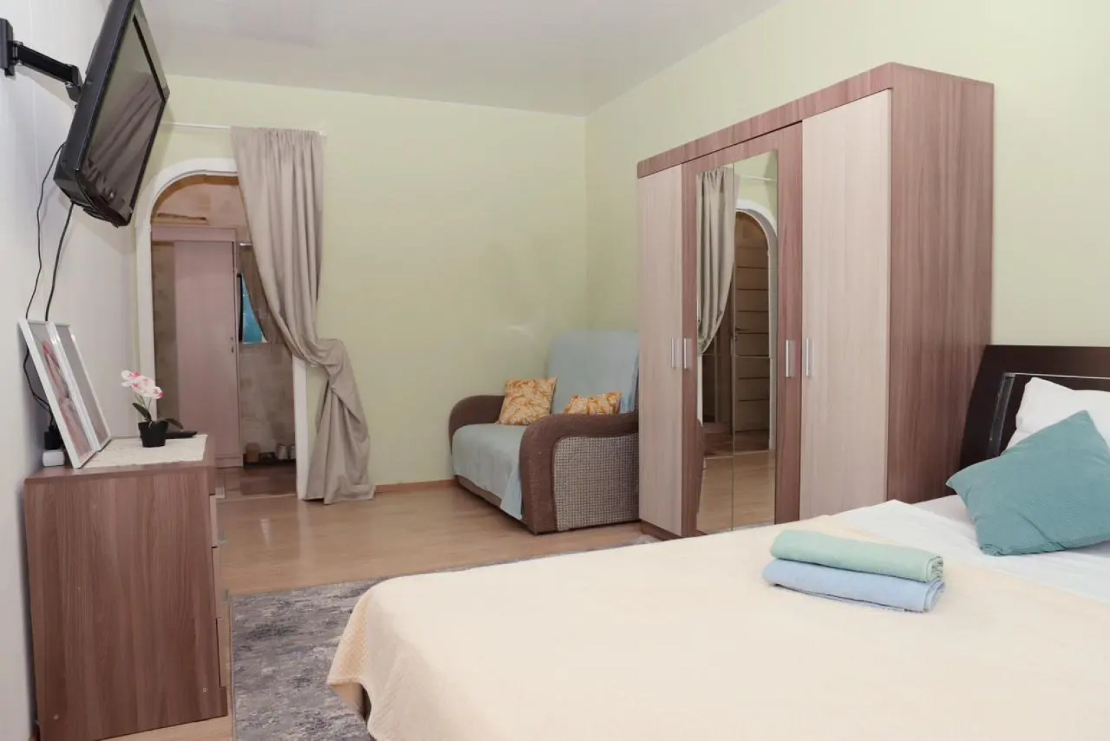 Апартаменты на 14 этаже мкр Супонево к10