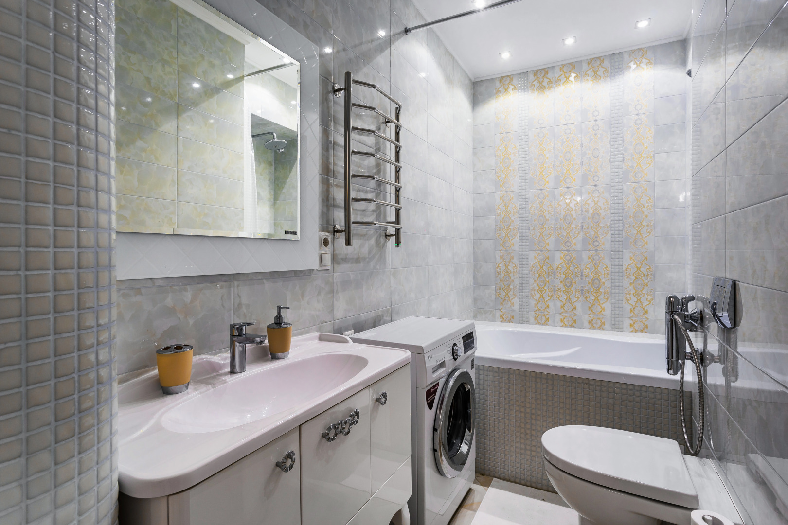 Апартаменты Максима Горького 131