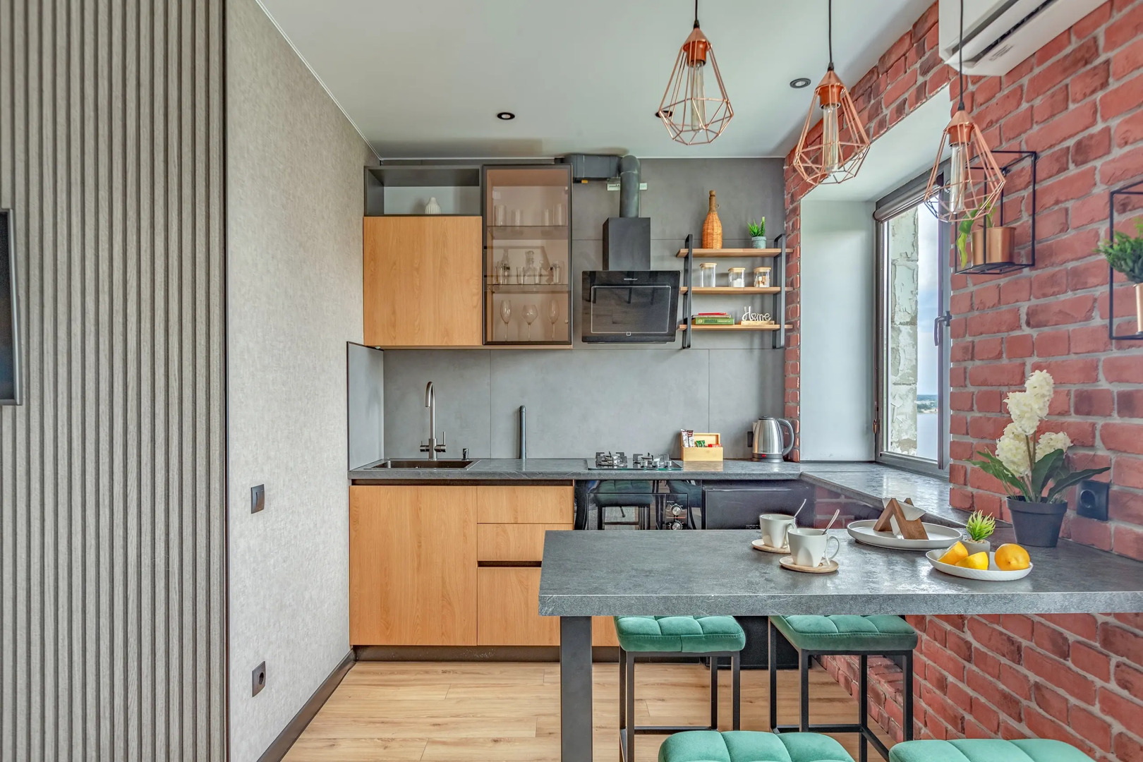 Апартаменты Лофт с видом на музей-Панораму и Волгу