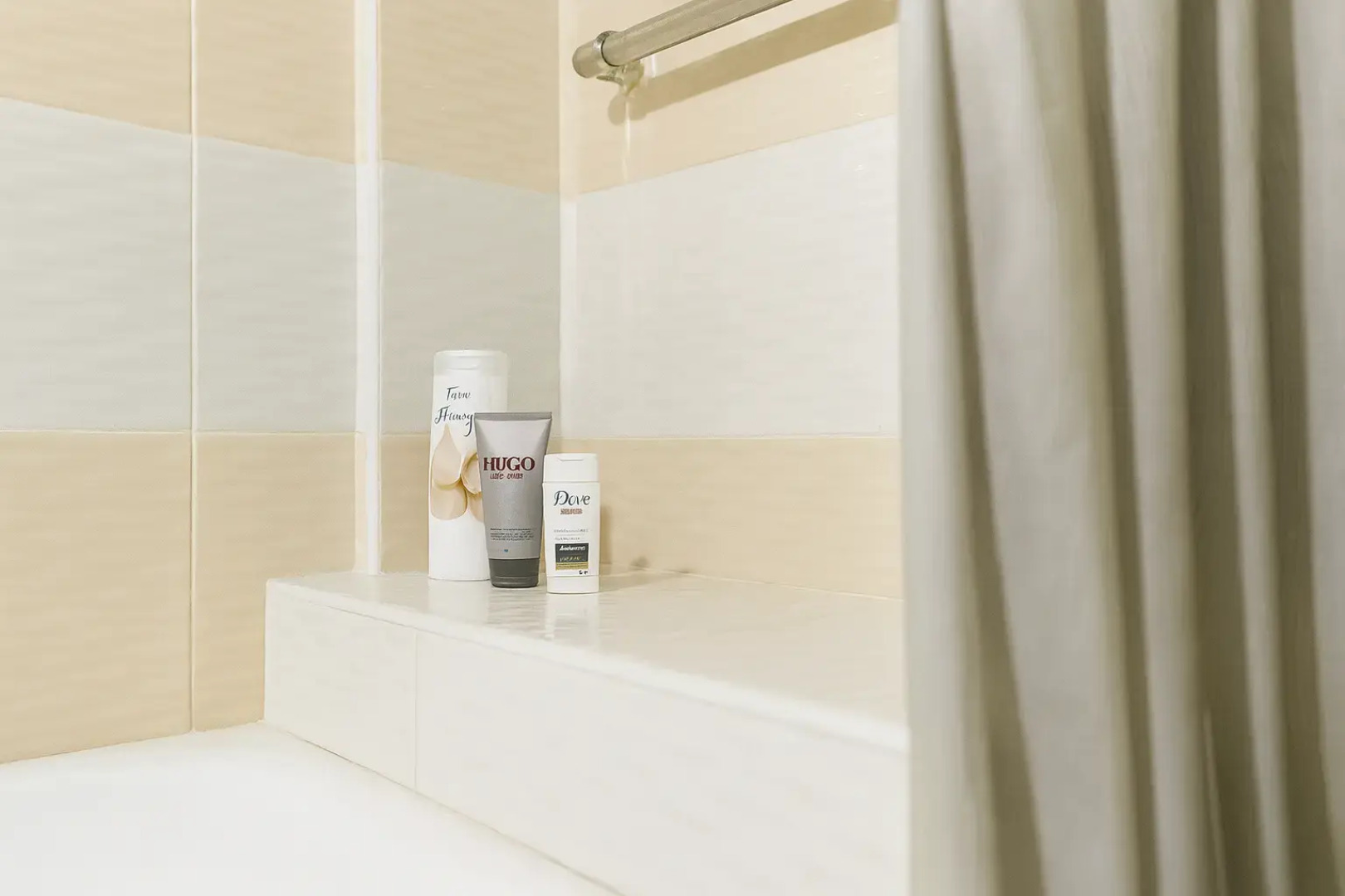 Апартаменты Тимирязева 10 Yellow