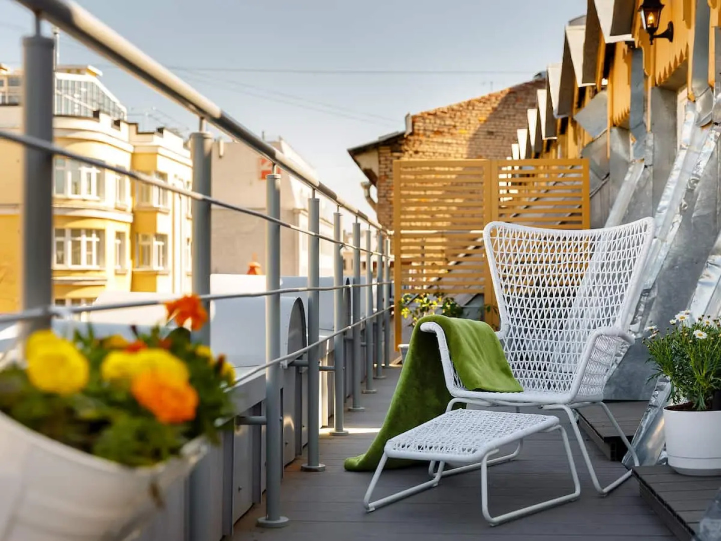 Апартаменты Мансарда с террасой в центре Санкт-Петербурга