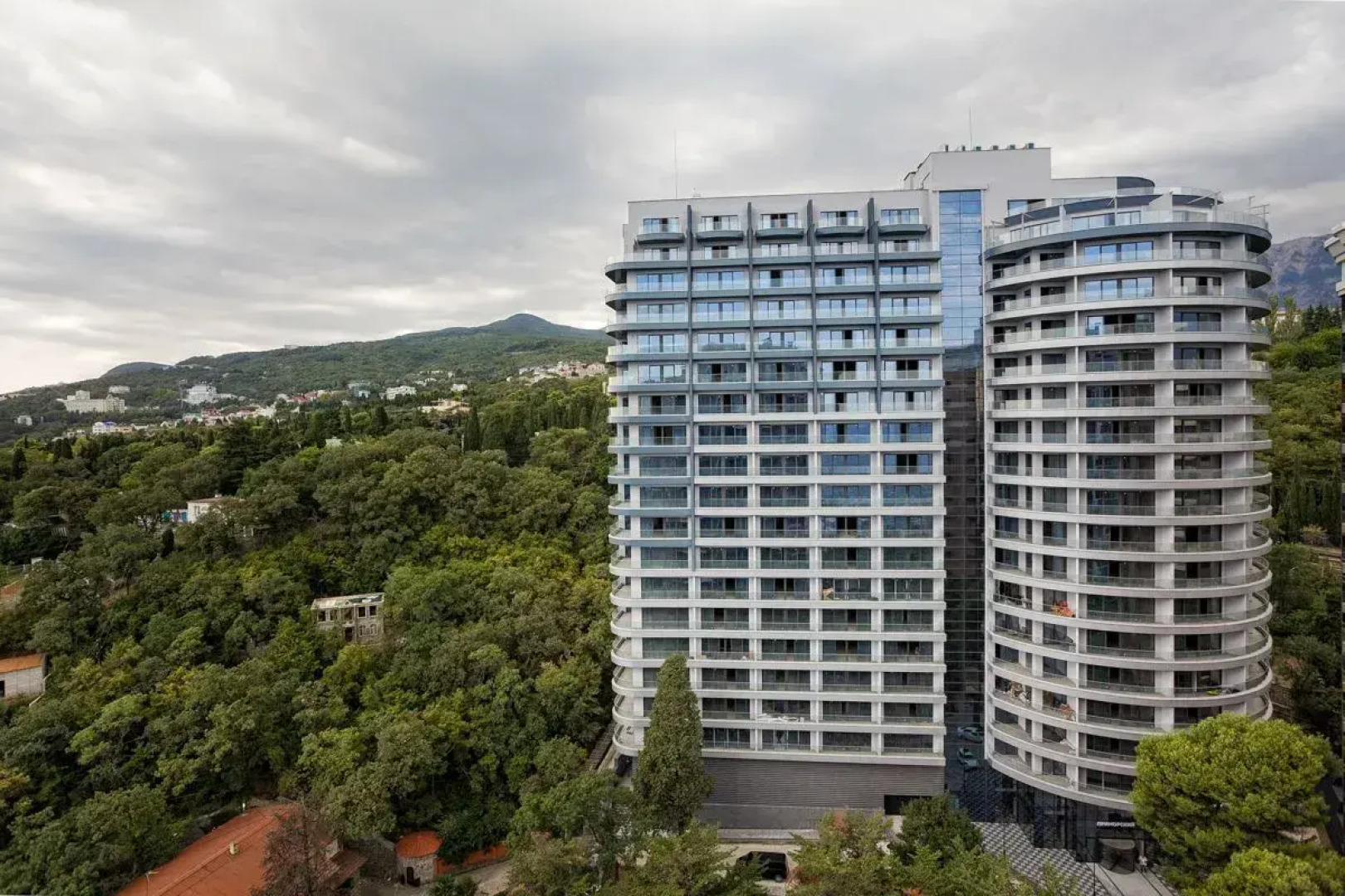 Апартаменты Ялта парковый проезд 6б