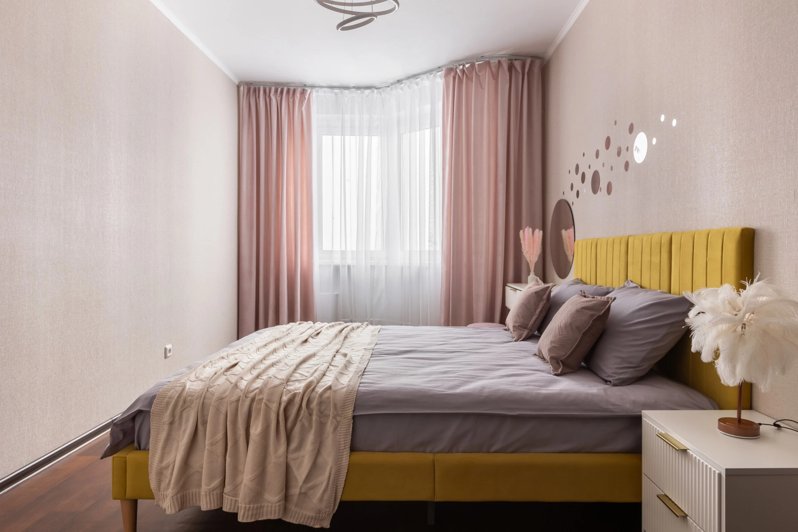 Квартира Толстой на Парковой