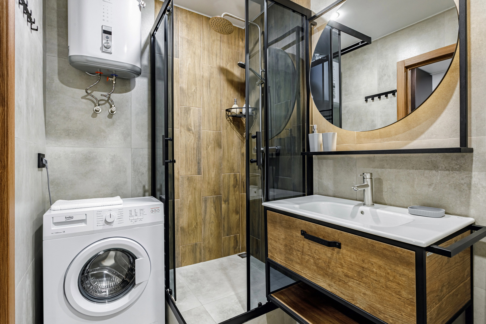 Апартаменты BE HAPPY Парк Галицкого