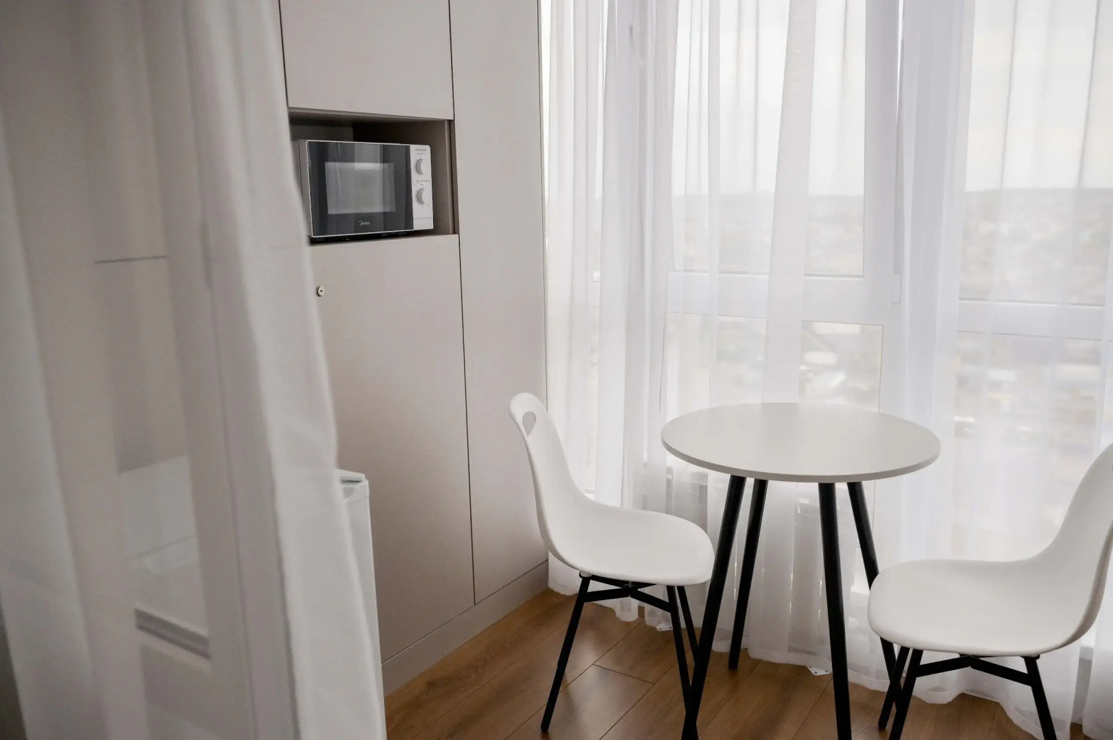 Апартаменты с панорамными окнами с шикарным видом на город 16 этаж