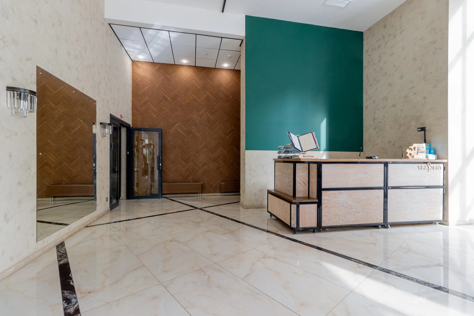 Апартаменты Двухуровневые апартаменты с двумя спальнями