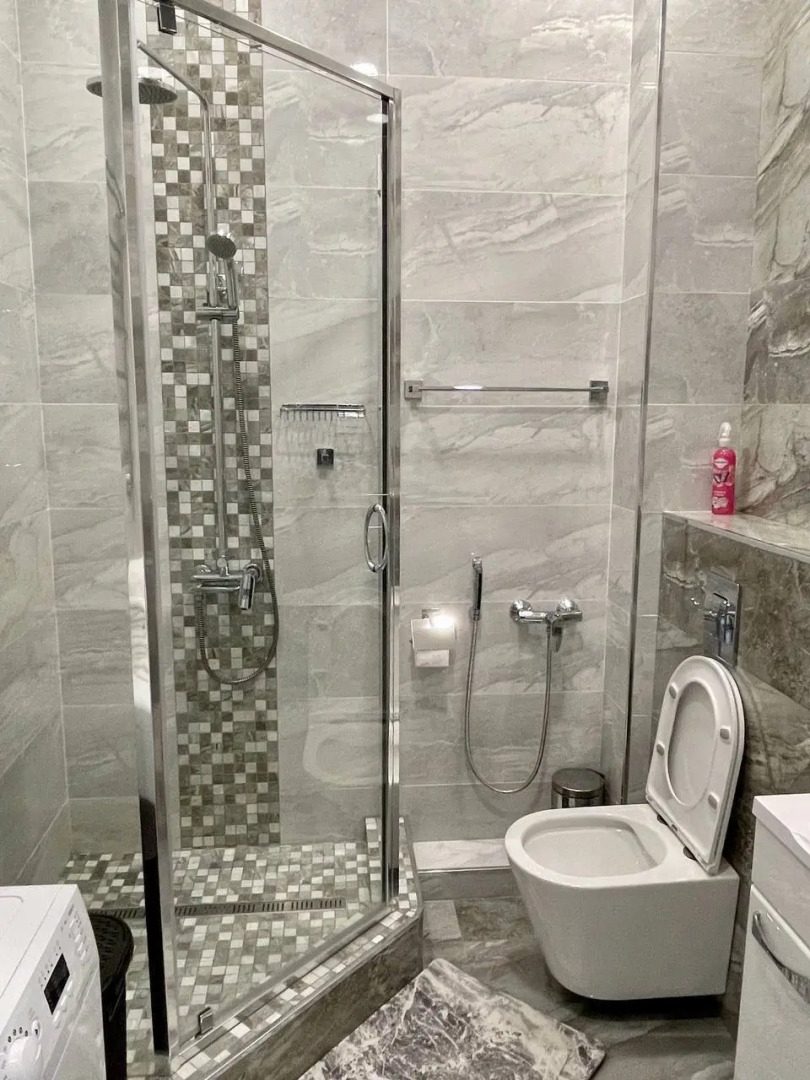 Квартира Просторная студия с террасой напротив отеля Мариотт