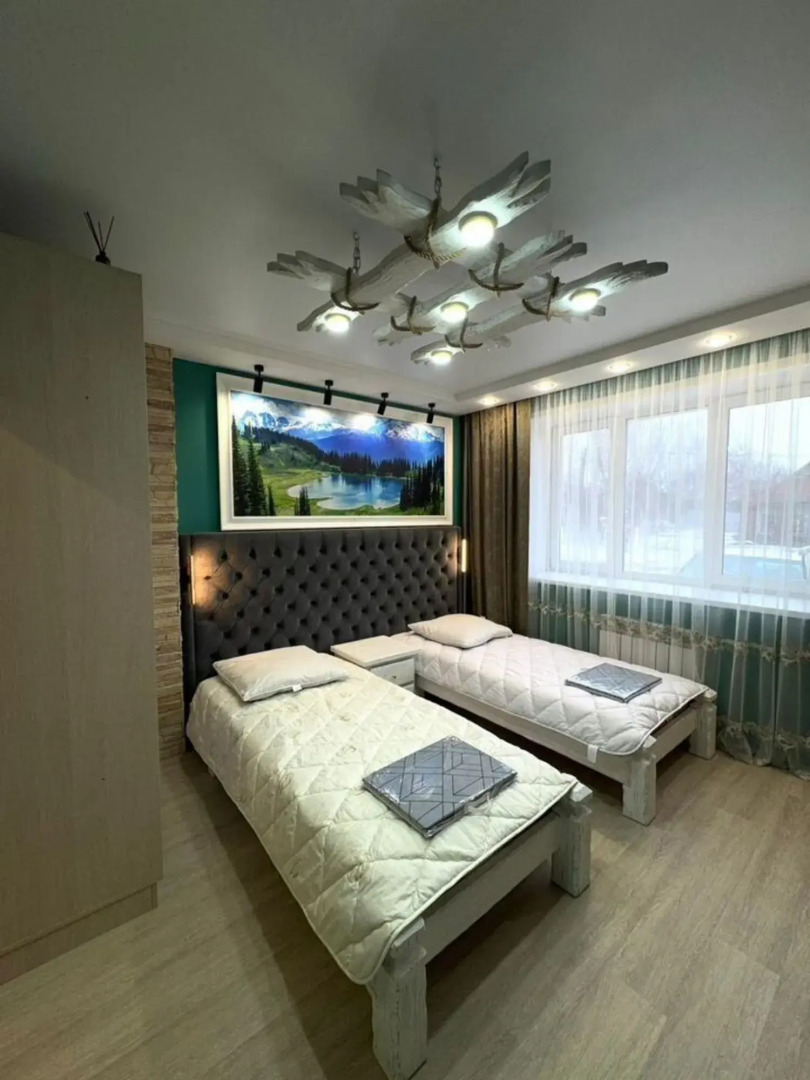 Квартира На Паровозной 15 (6а)