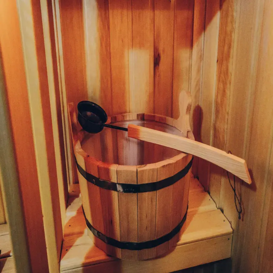 Частный дом за городом Монотель зелёный дом