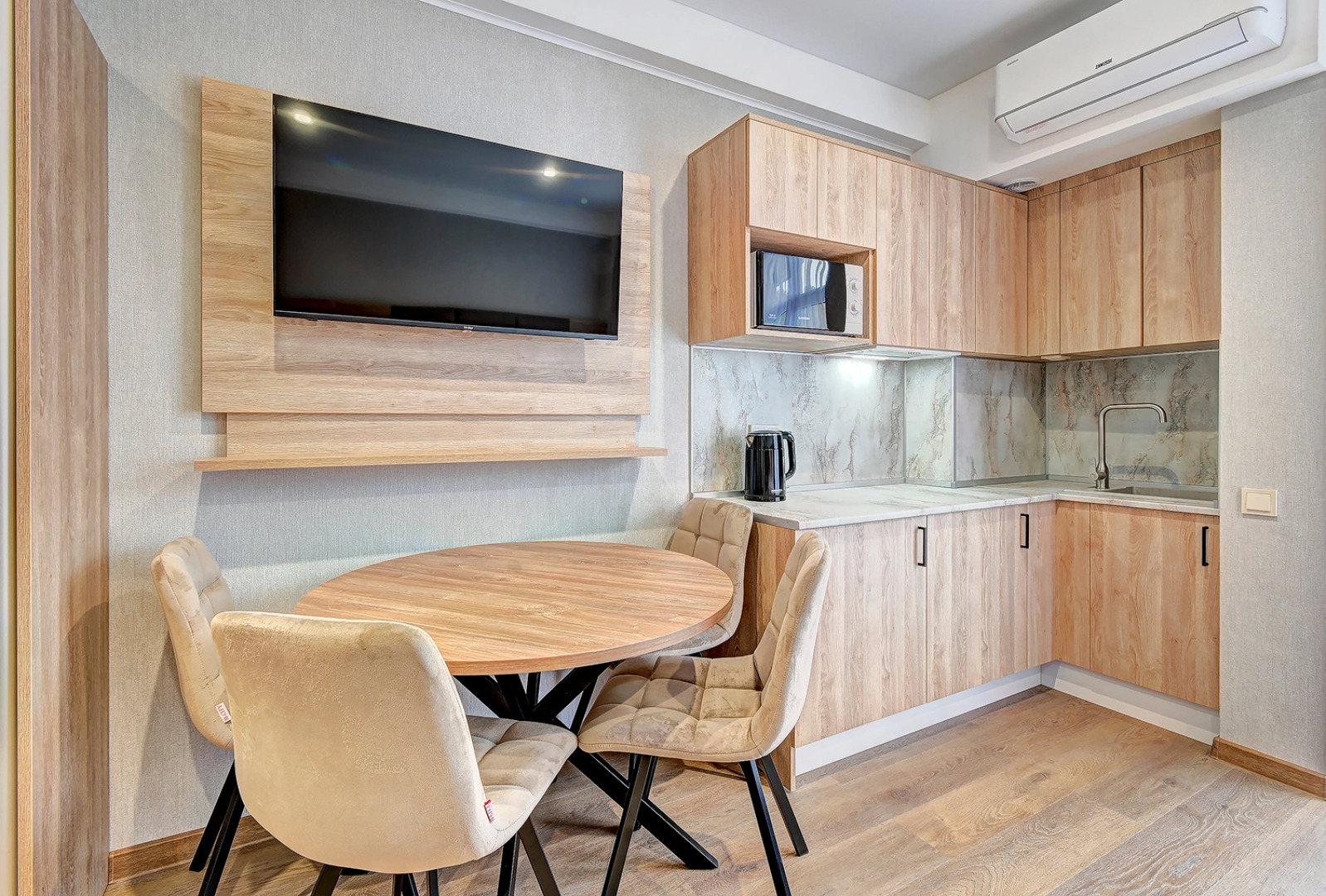 Отель Аурия Морето