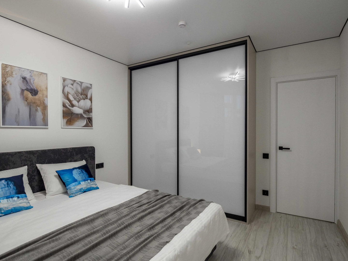 Апартаменты Апарт-отель Mira Apartments