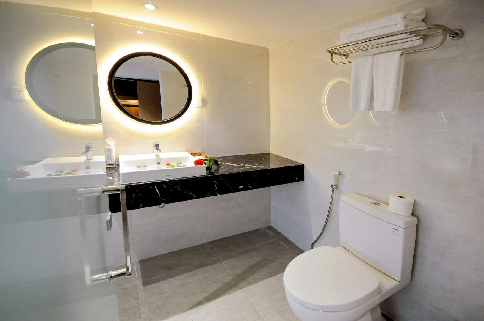 Отель Anrizon Nha Trang