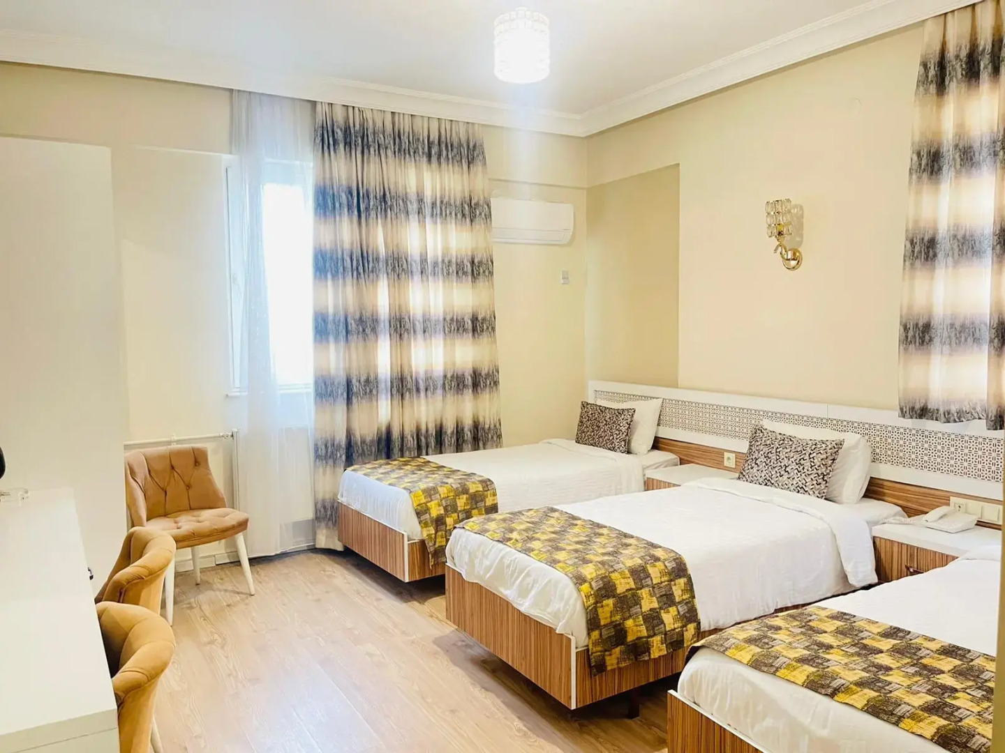 Отель Grand Gulizar