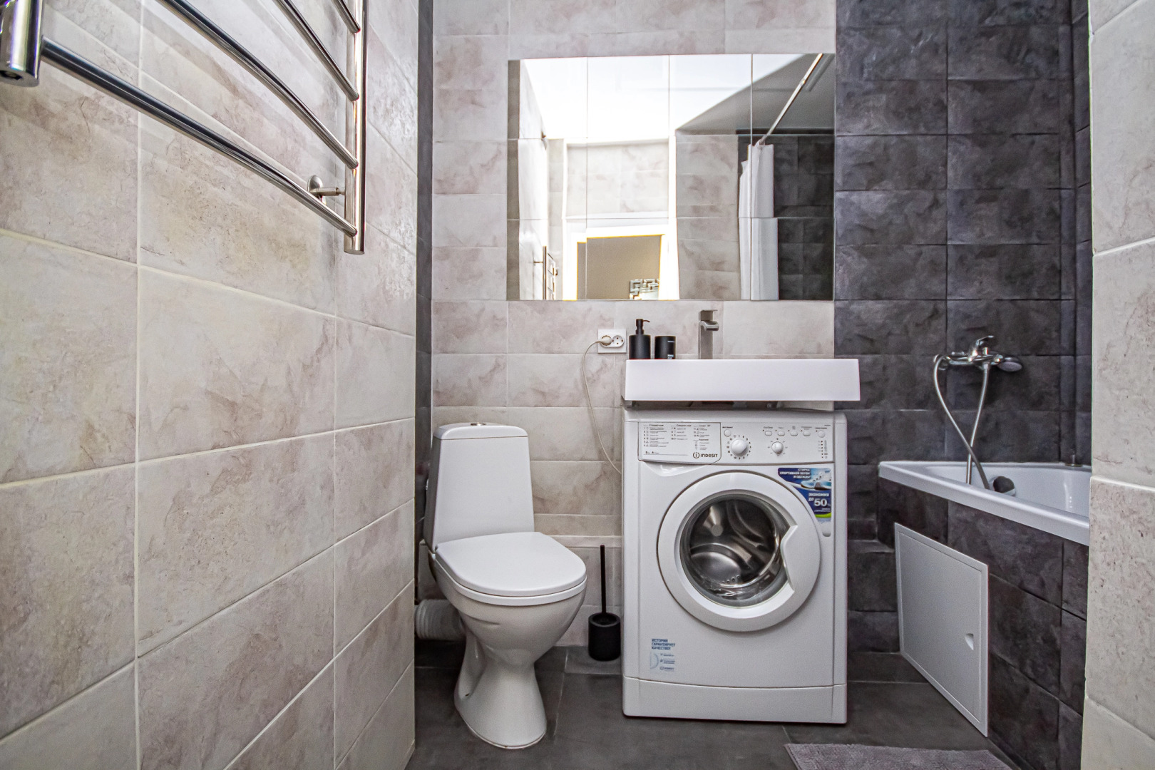 Апартаменты Фрунзе 49/2 этаж 21