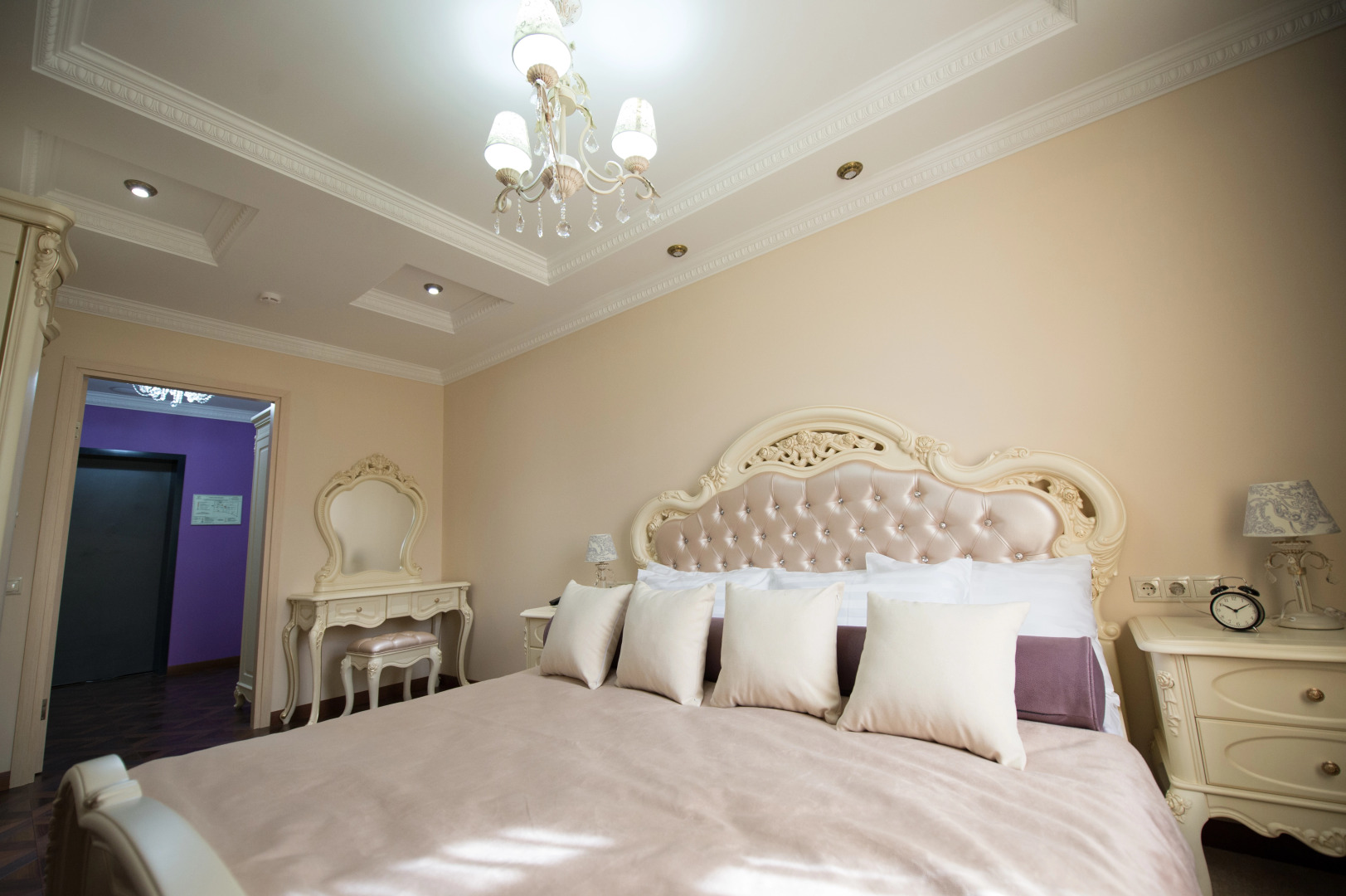 Апартаменты Необыкновенный дом 8