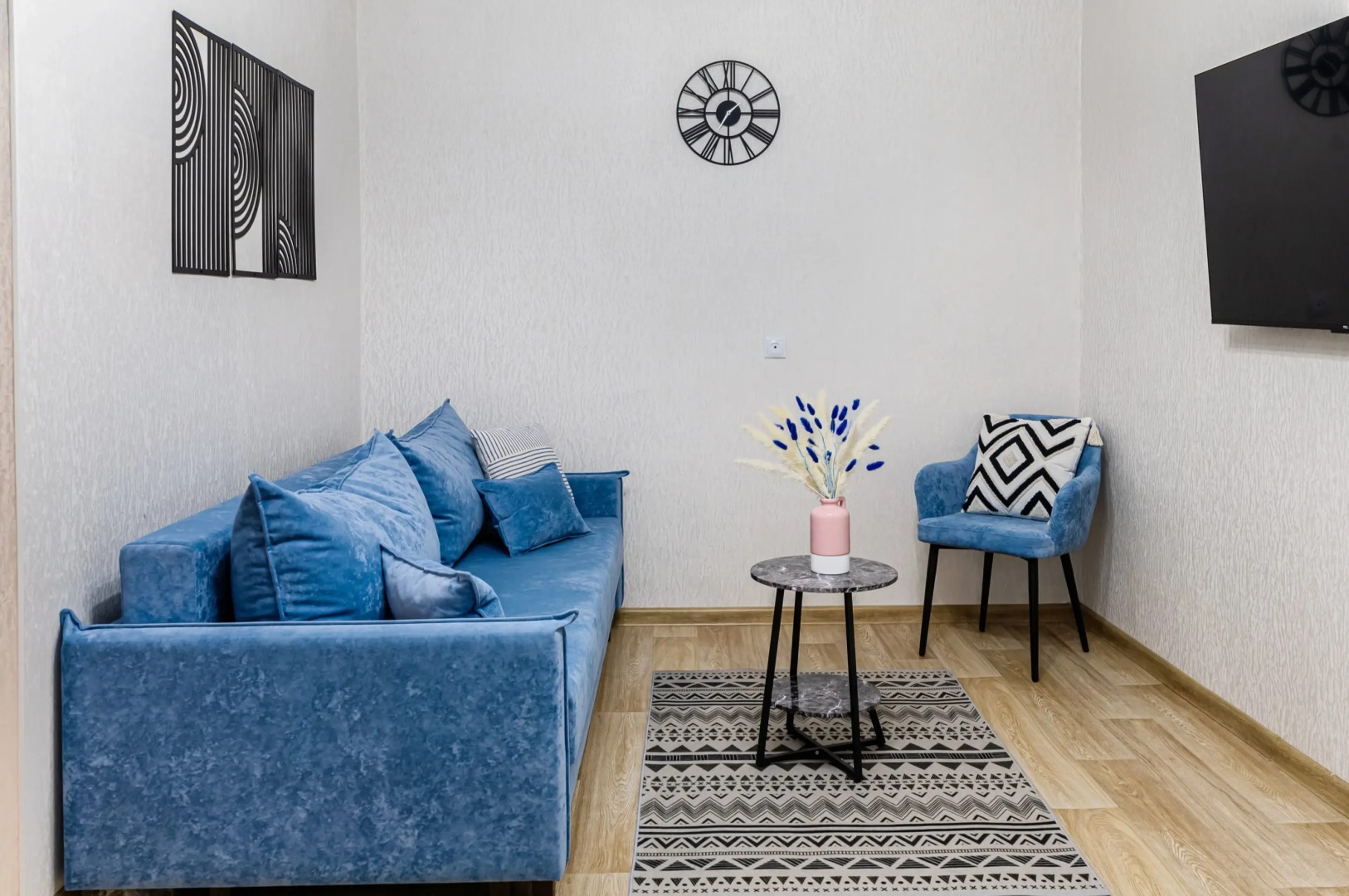 Апартаменты TatAparts двухкомнатные у Кремля