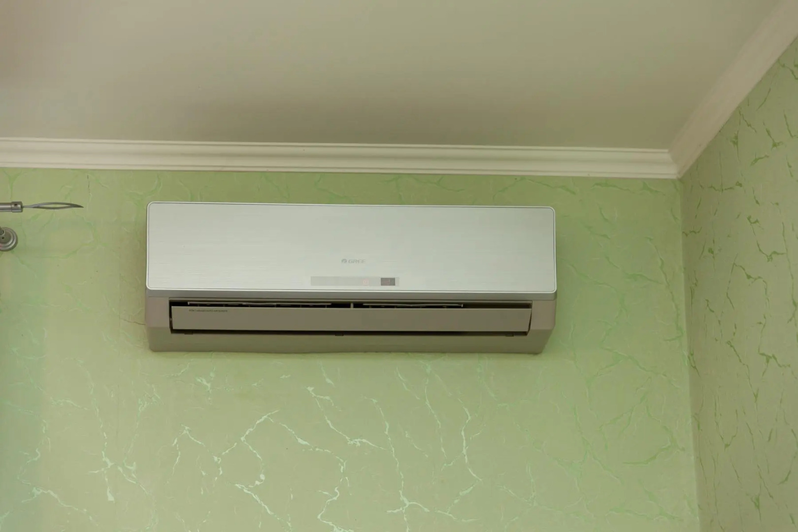 Апартаменты двухкомнатные (94) Серебровская 91