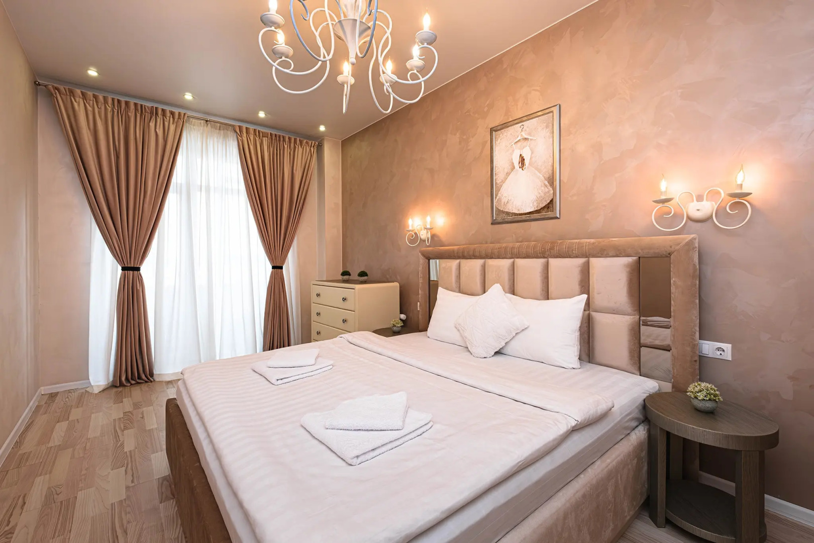 Квартира Семейная Трёхкомнатная с видом на Обь