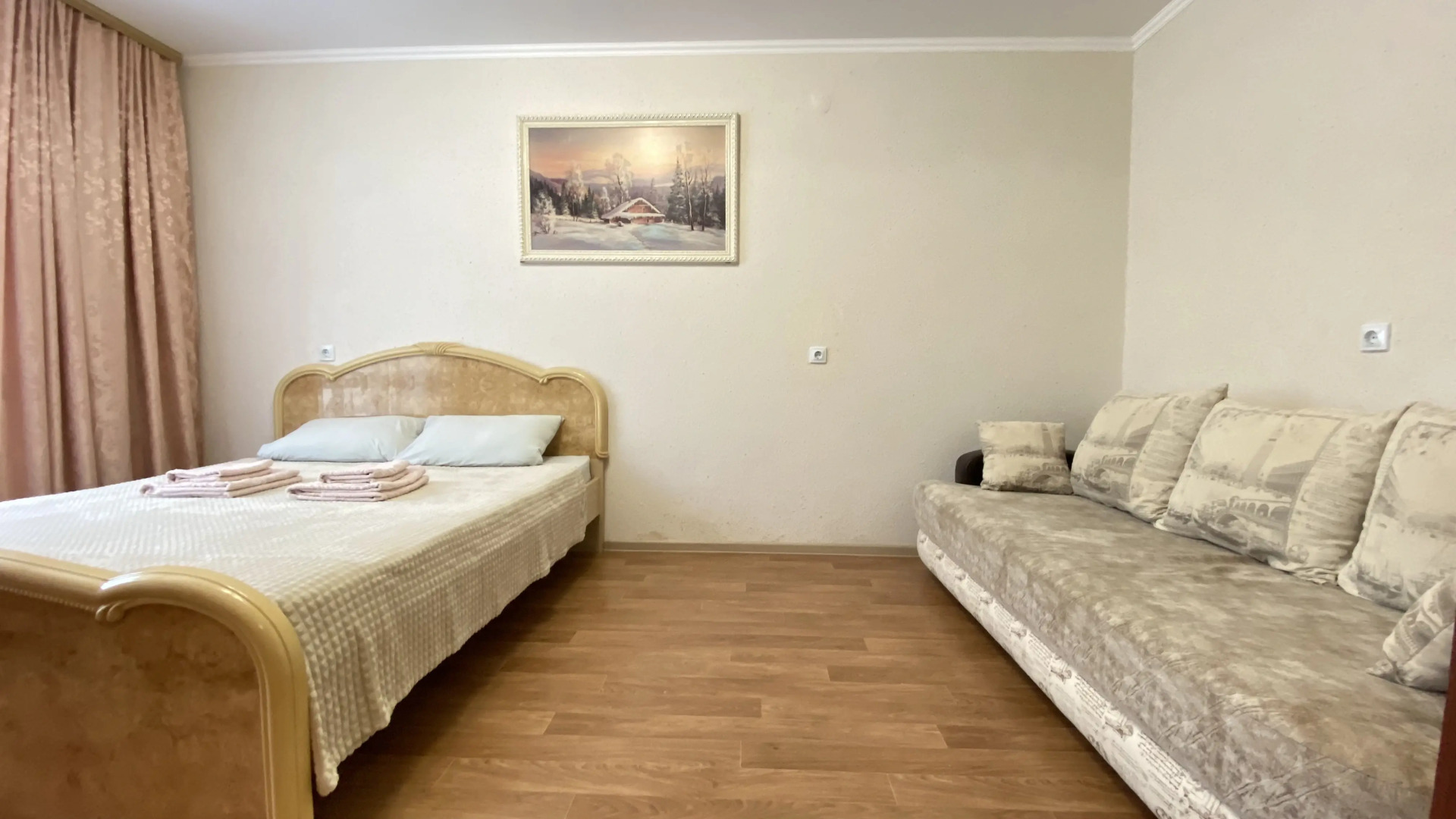 Квартира на Петра Тарасова 15