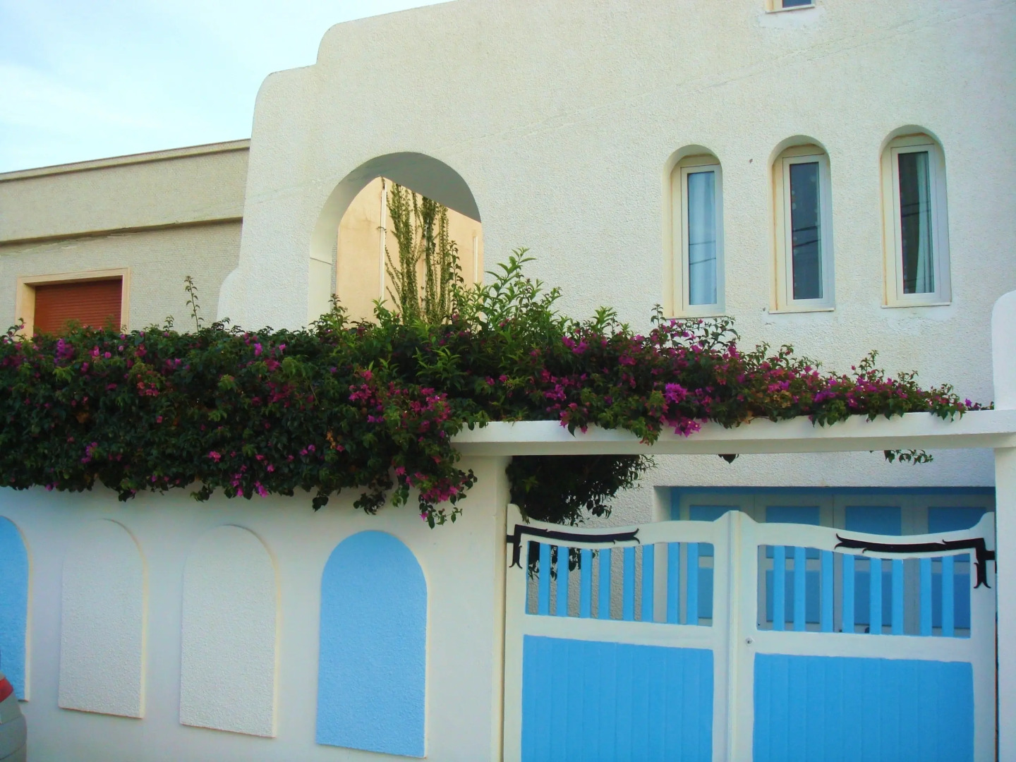 Вилла Азаиза