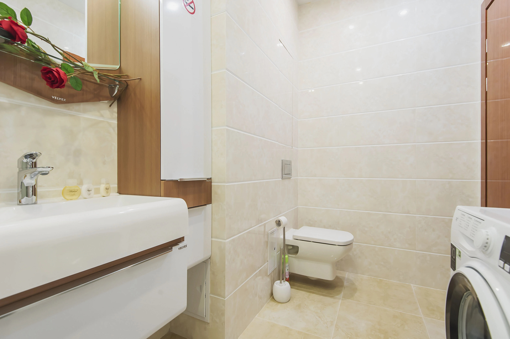 Квартира GM Apartments Стильная Трехкомнатная в центре рядом с МХАТ