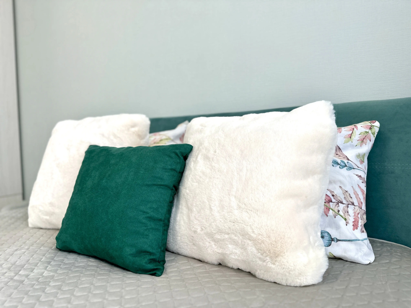 Апартаменты Люкс Аквамарин с дизайнерским ремонтом, для большой семьи