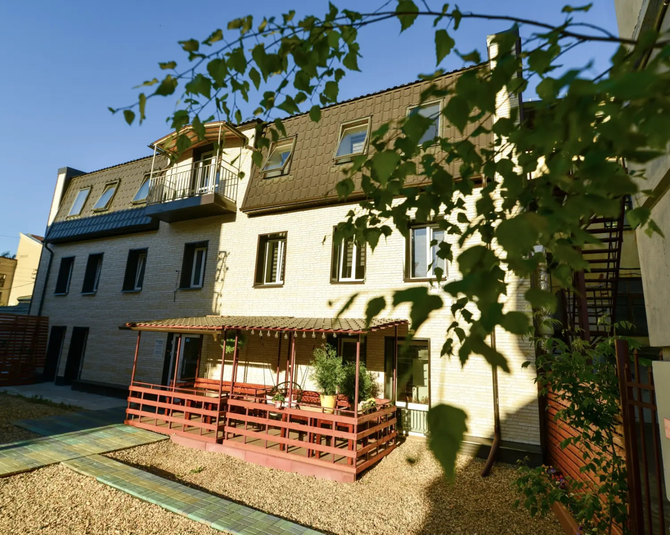 Отель Scandi House