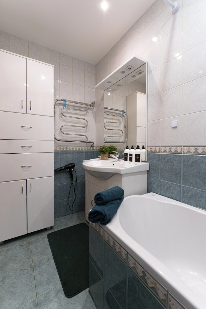 Квартира Двухкомнатная вид на Ботанический сад на 2 этаже