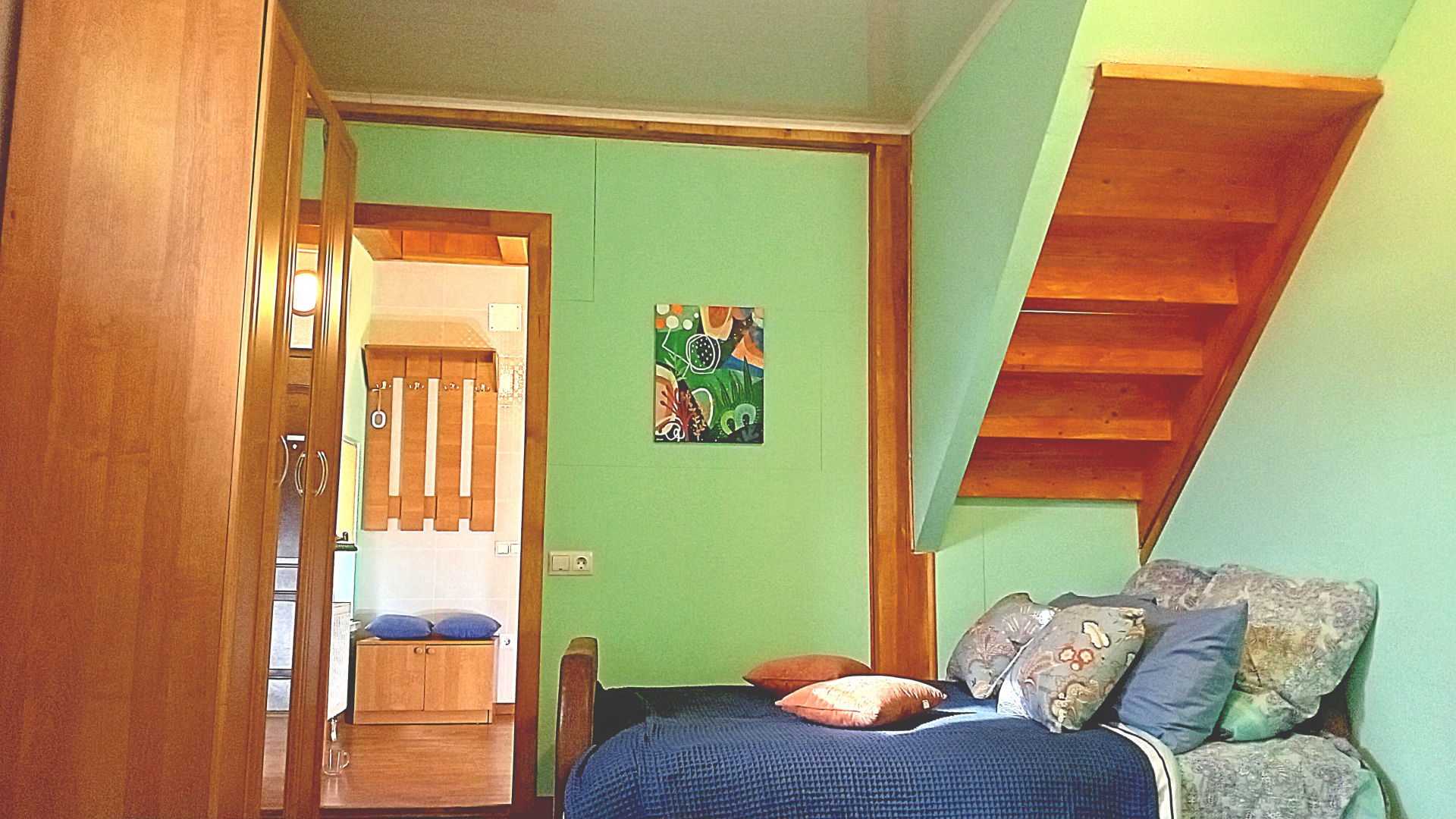 Квартира 2-к  на Берегу Озера с Лебедями